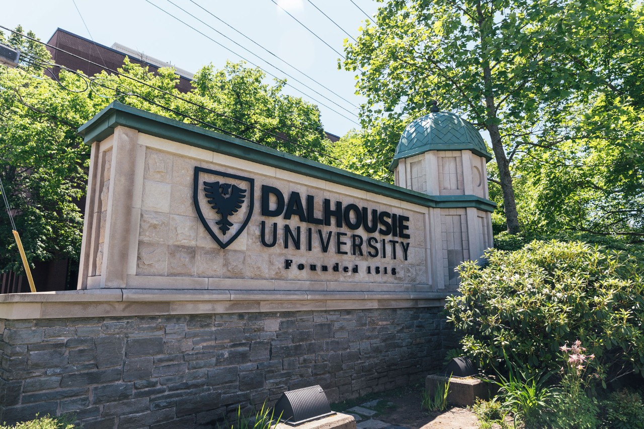 Robie St Dalhousie stone sign