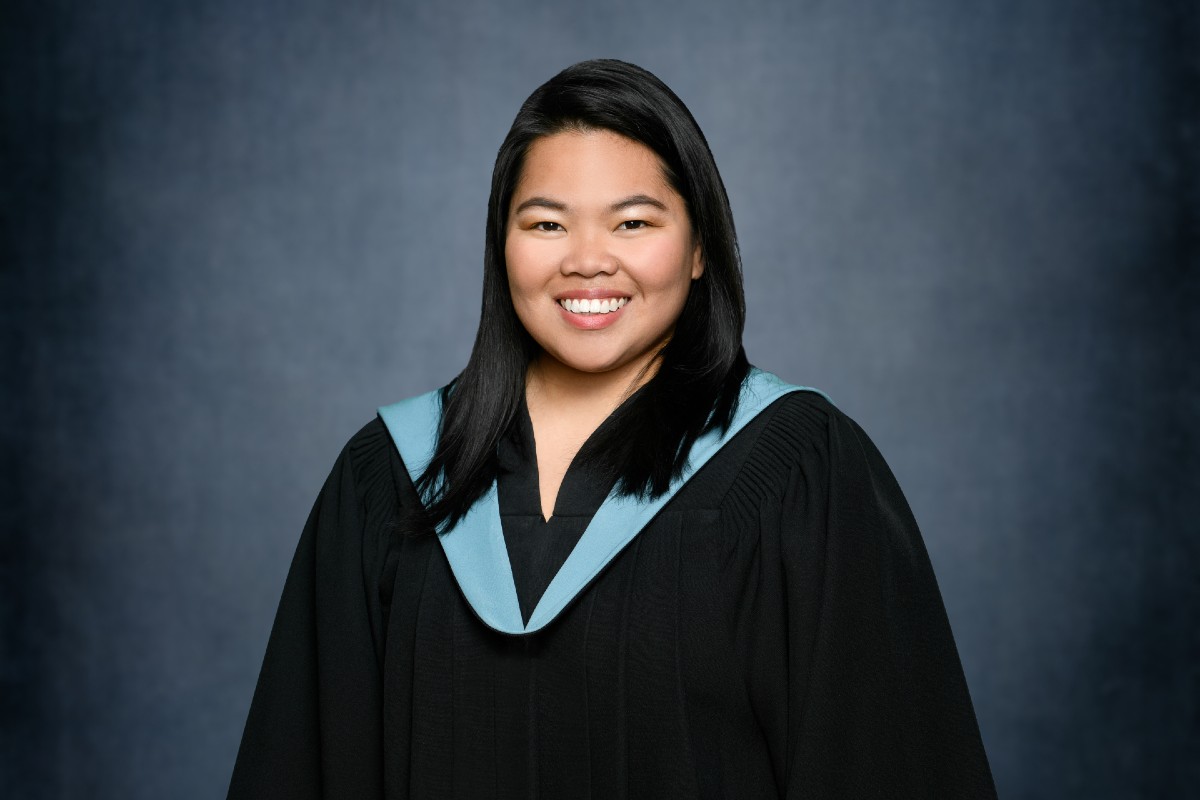 Sarah Dela Cruz graduation portrait.