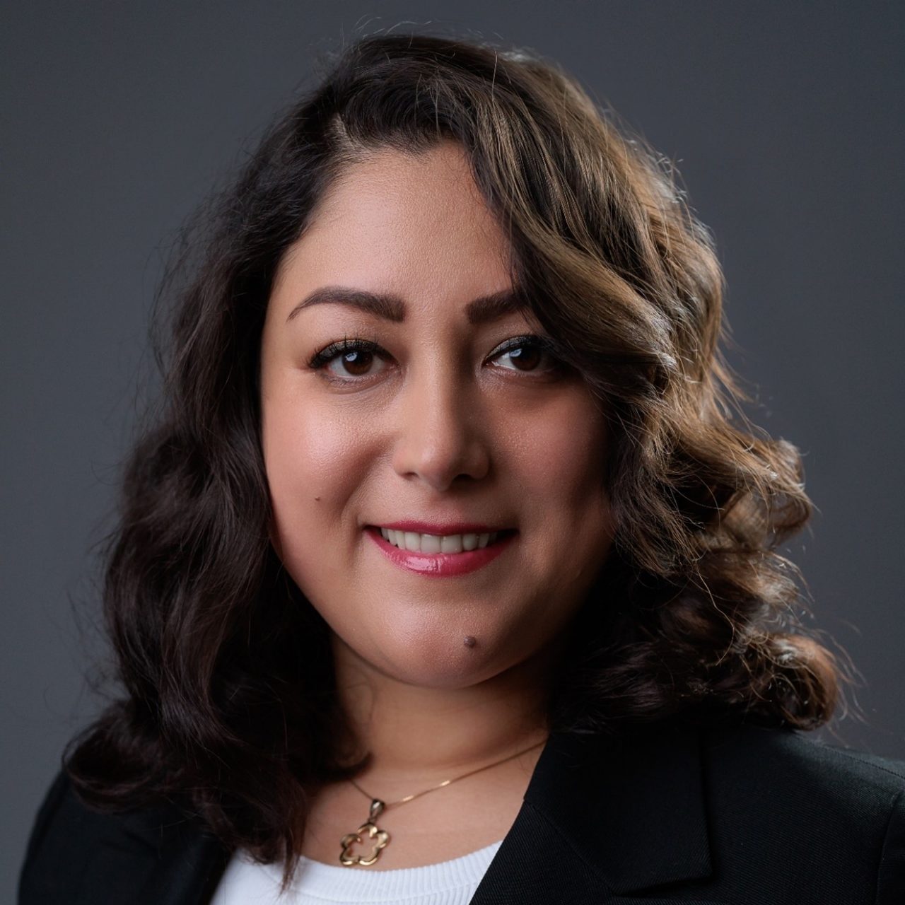 Tina Omrani portrait